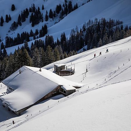 Kitzbuehel Suites By Alps Resorts Оберндорф  Экстерьер фото